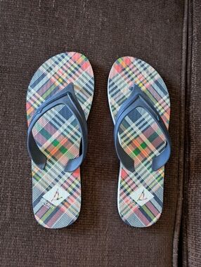 Sperry Black Textured Rubber Sole with Branded Logo